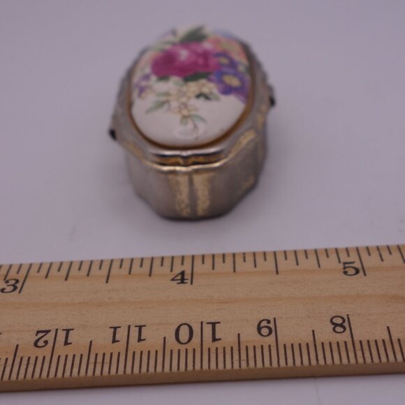 Vintage Metal Made in Japan Pill Box with Ceramic Top featuring Flower Design - Picture 9 of 14